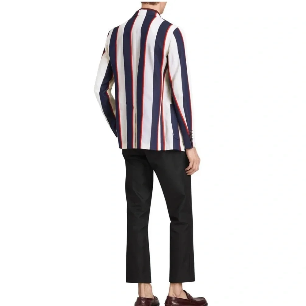 Burberry - Picture 5 of 9